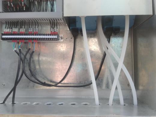 防爆加藥設(shè)備