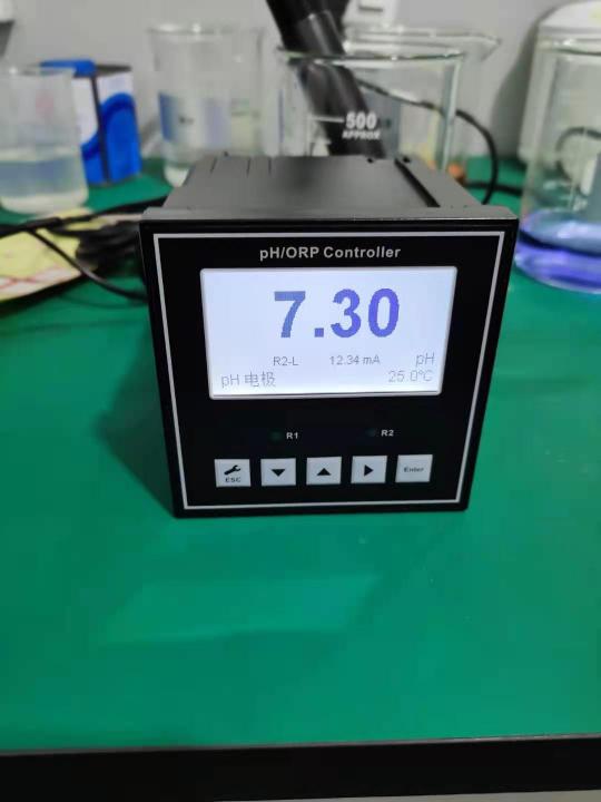 特價PH計在線水質(zhì)PH分析儀OEM中性可貼牌